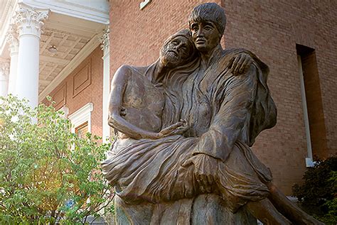 Gonzaga sex abuse report recommends actions as university .